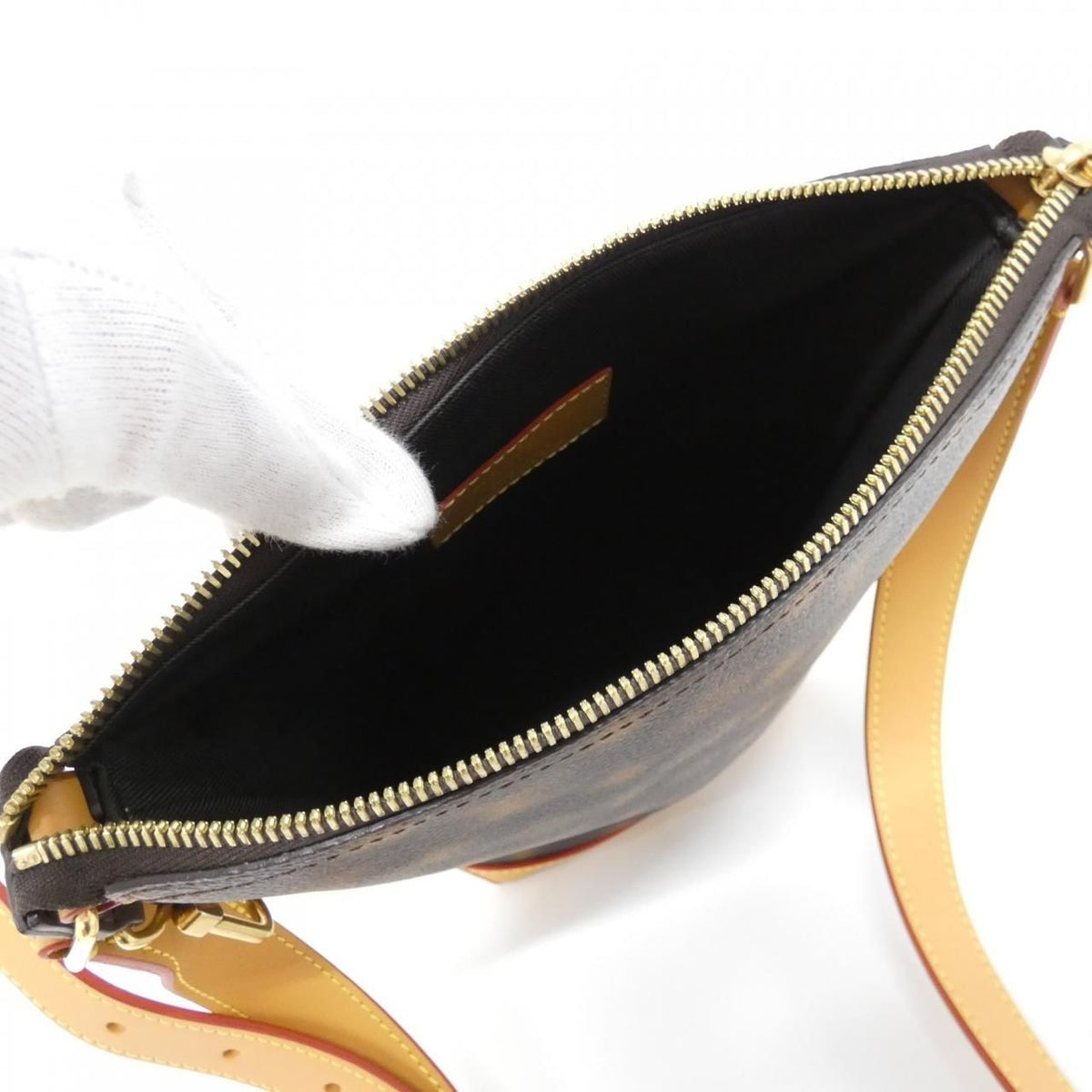 Louis Vuitton Disisknot Monogram Hobo Cruiser PM M Shoulder Bag — view 5