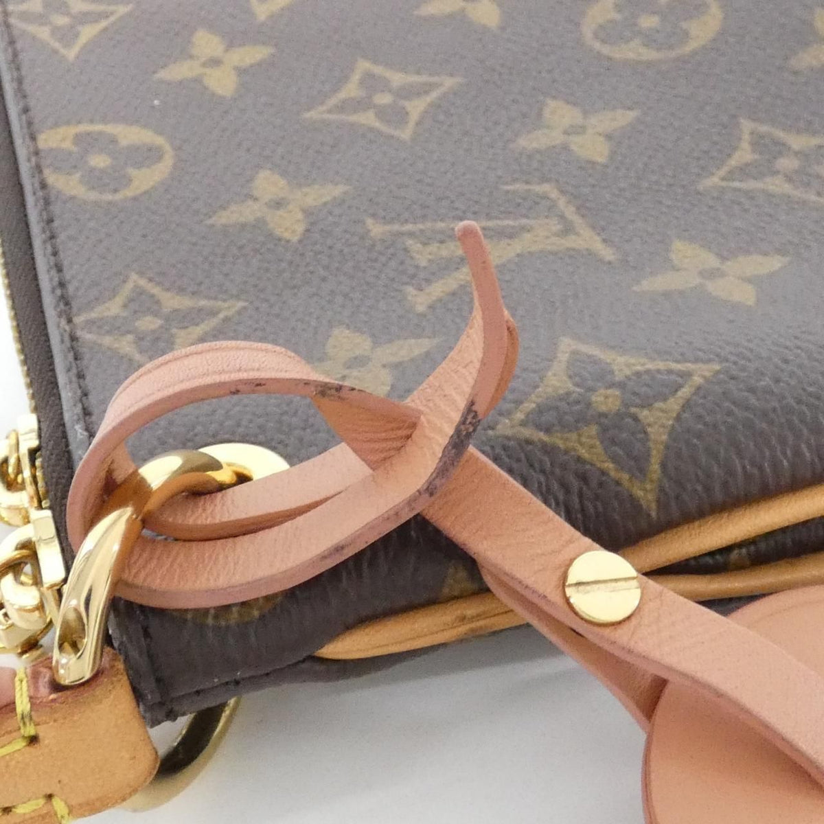 Louis Vuitton Monogram Loretta Shoulder Bag — view 4