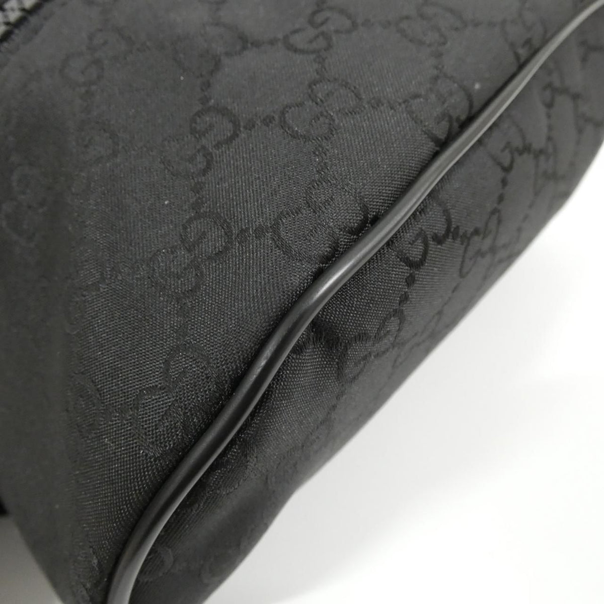 Gucci Shoulder Bag Black — view 3