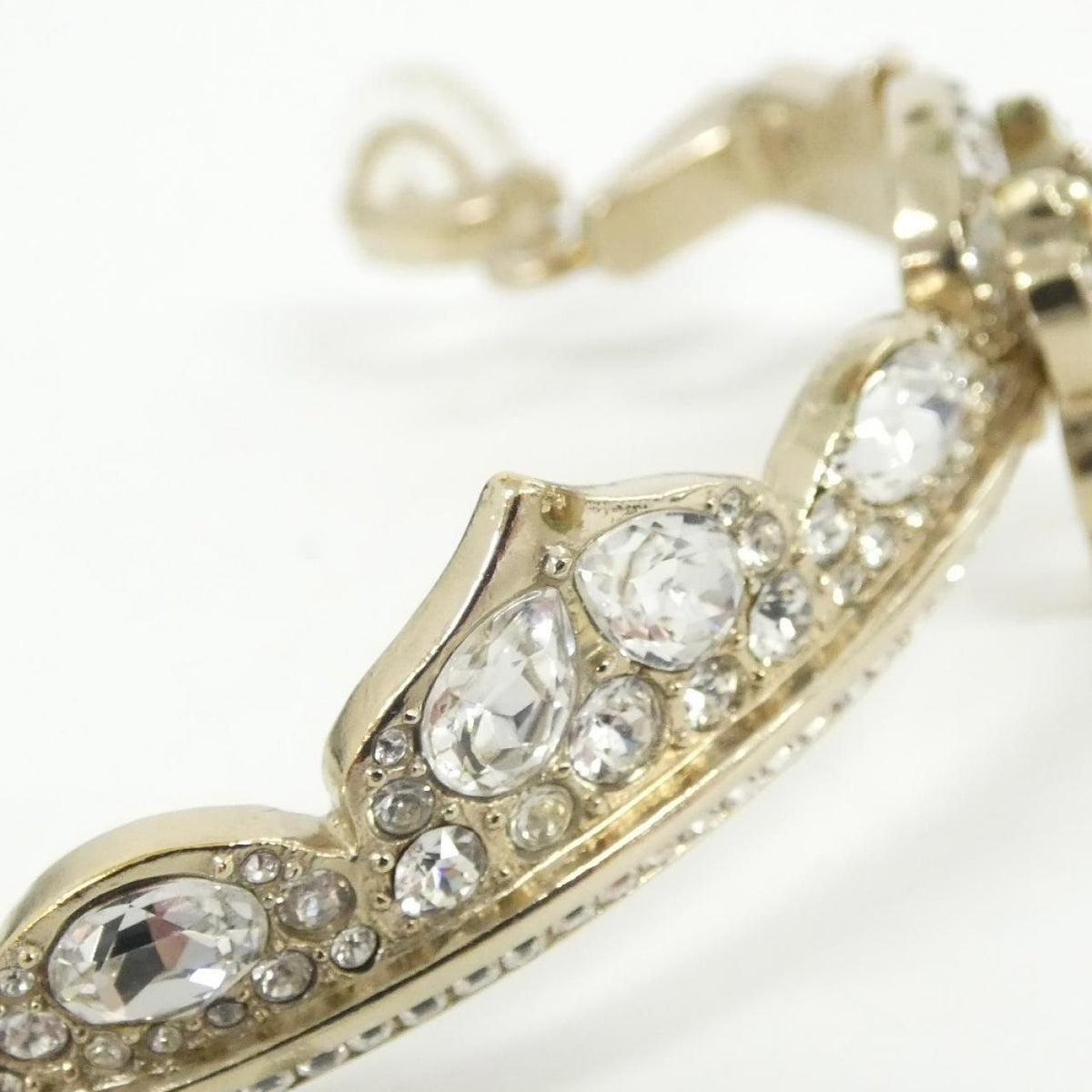 Chanel Earrings Gold — view 4