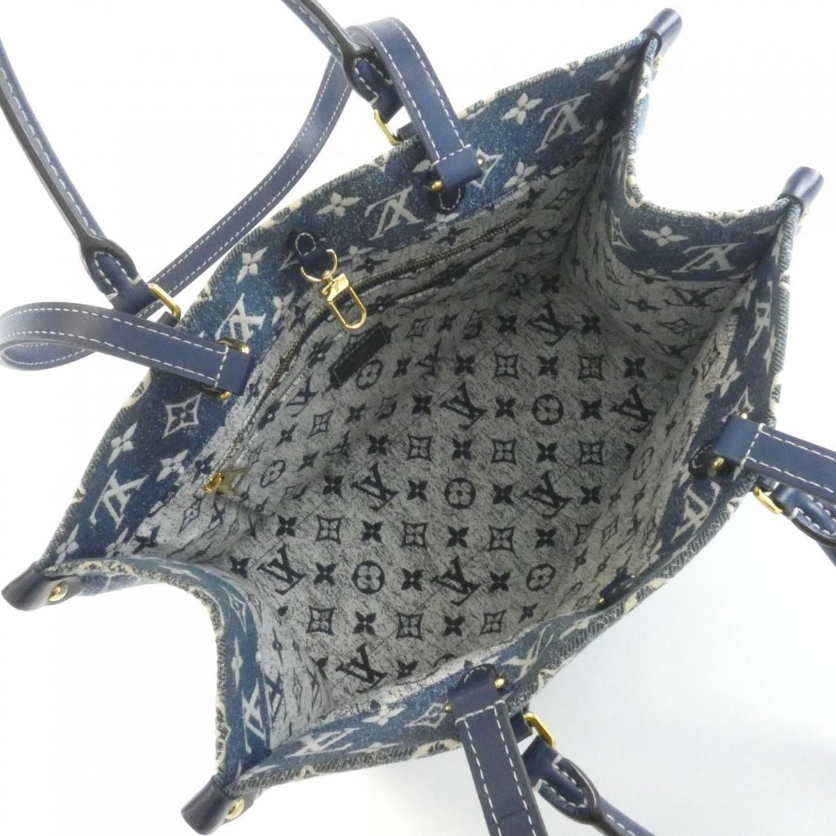 Louis Vuitton Monogram Jacquard Denim On The Go MM Bag — view 7