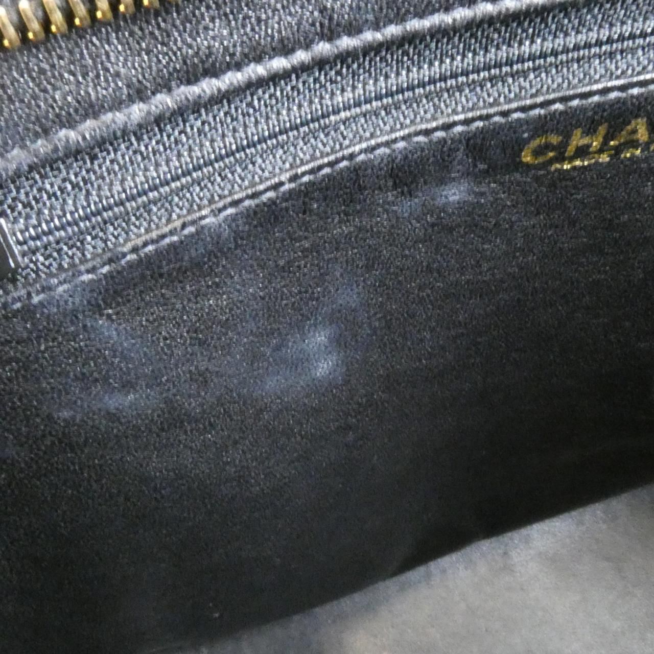 Chanel Bag Handbag Black — view 7
