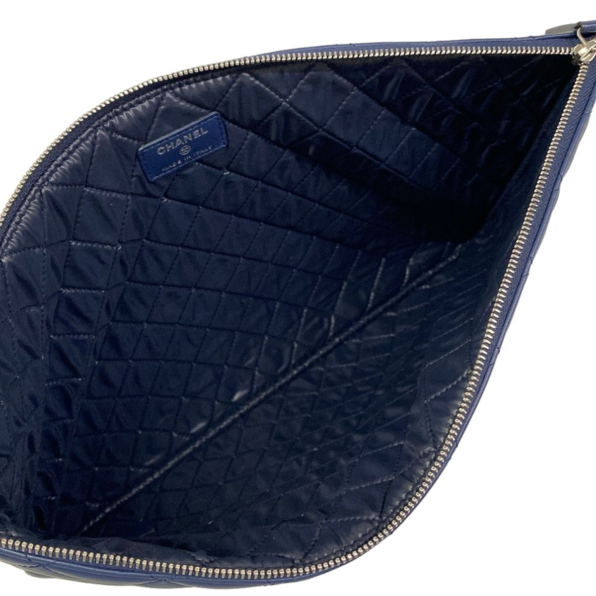 Chanel Clutch Quilted Navy Silver Lambskin — view 7