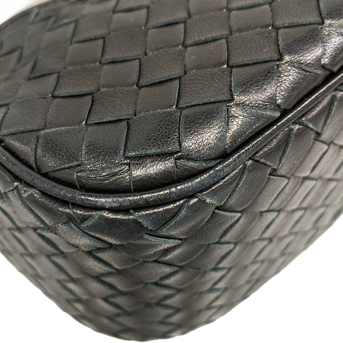 Bottega Veneta Shoulder Bag Intrecciato Black Leather — view 6