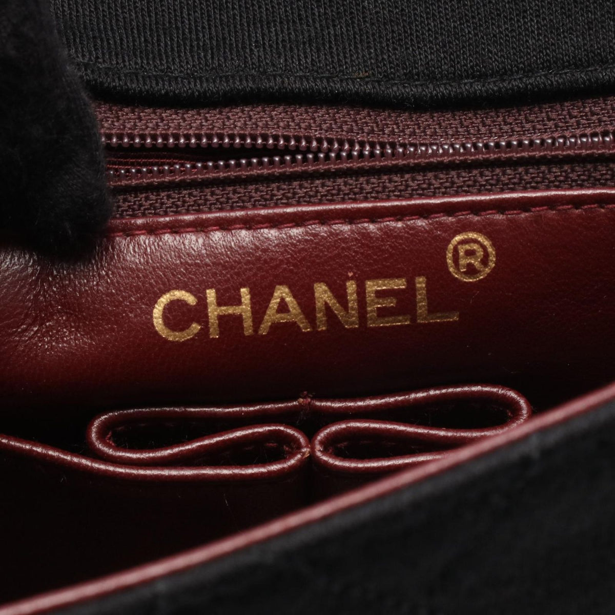 Chanel Shoulder Bag Mini Quilted 20 Black Lambskin Chain — view 4