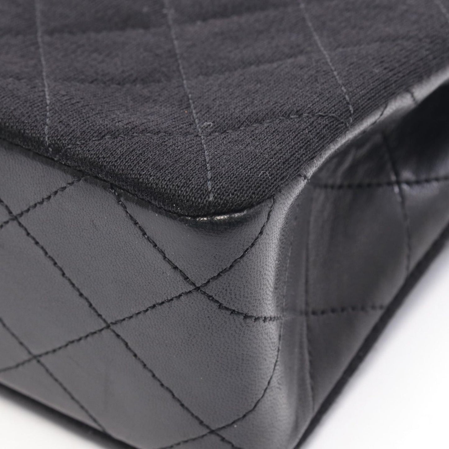 Chanel Shoulder Bag Mini Quilted 20 Black Lambskin Chain — view 7
