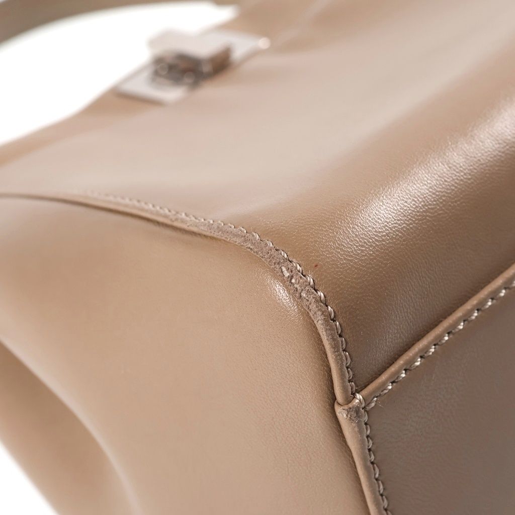 Fendi Peekaboo Mini 2-Way Shoulder Bag Handle Beige — view 6