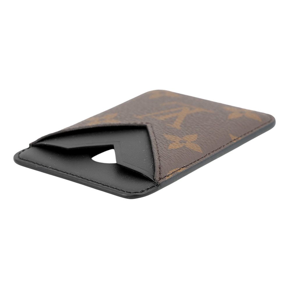 Louis Vuitton Card Case Magsafe Monogram Macassar Magnet — view 2