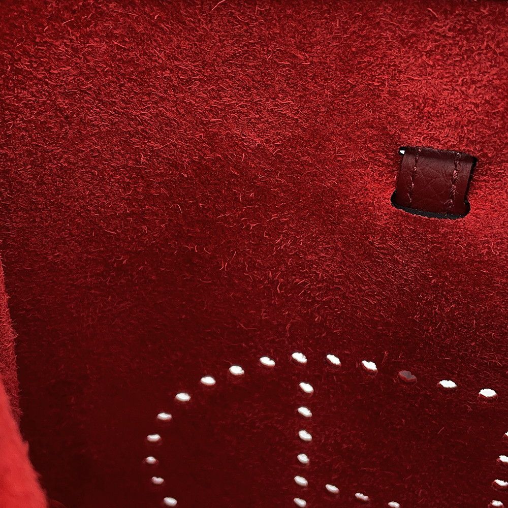 Hermes Shoulder Bag Evelyne 3 23 Rouge Ash Gold Taurillon Clemence — view 6