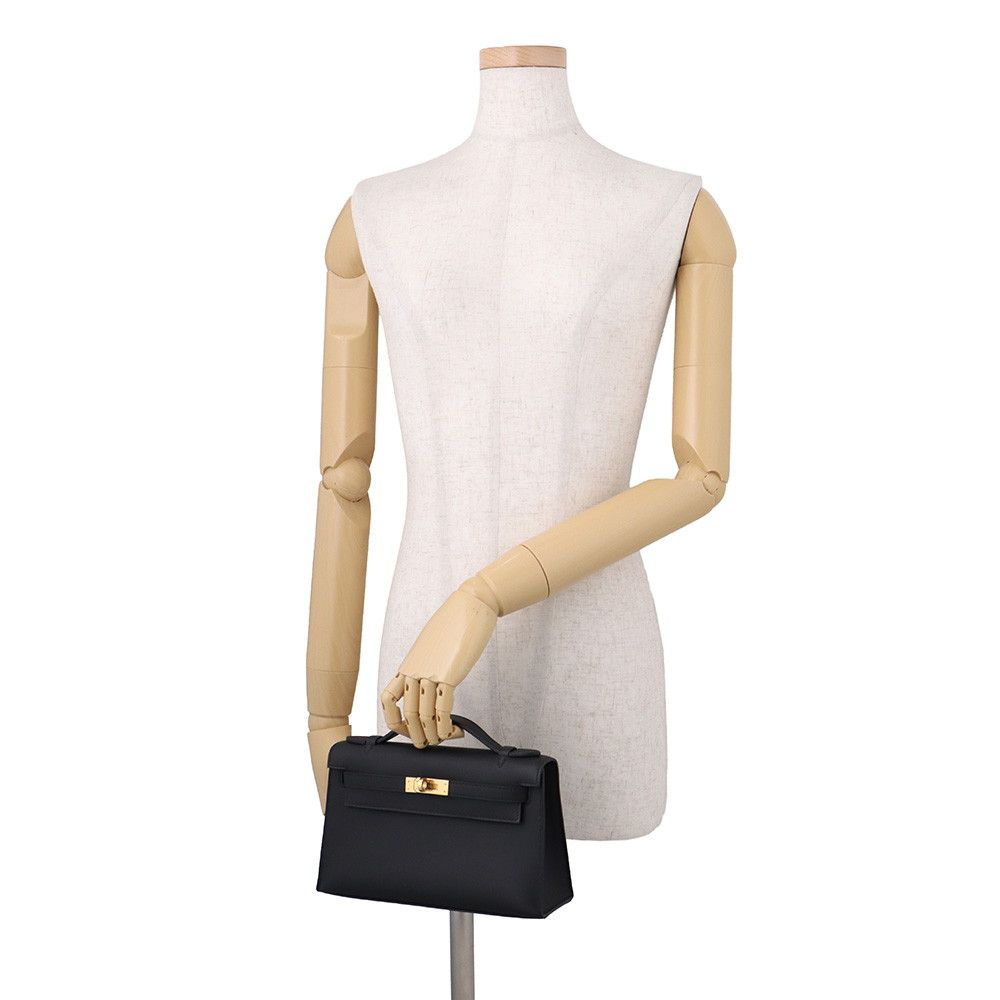 Hermes Handbag Pochette Kelly Black Gold Swift Bag — view 4