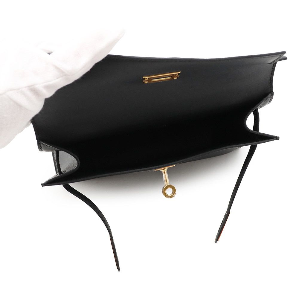 Hermes Handbag Pochette Kelly Black Gold Swift Bag — view 5