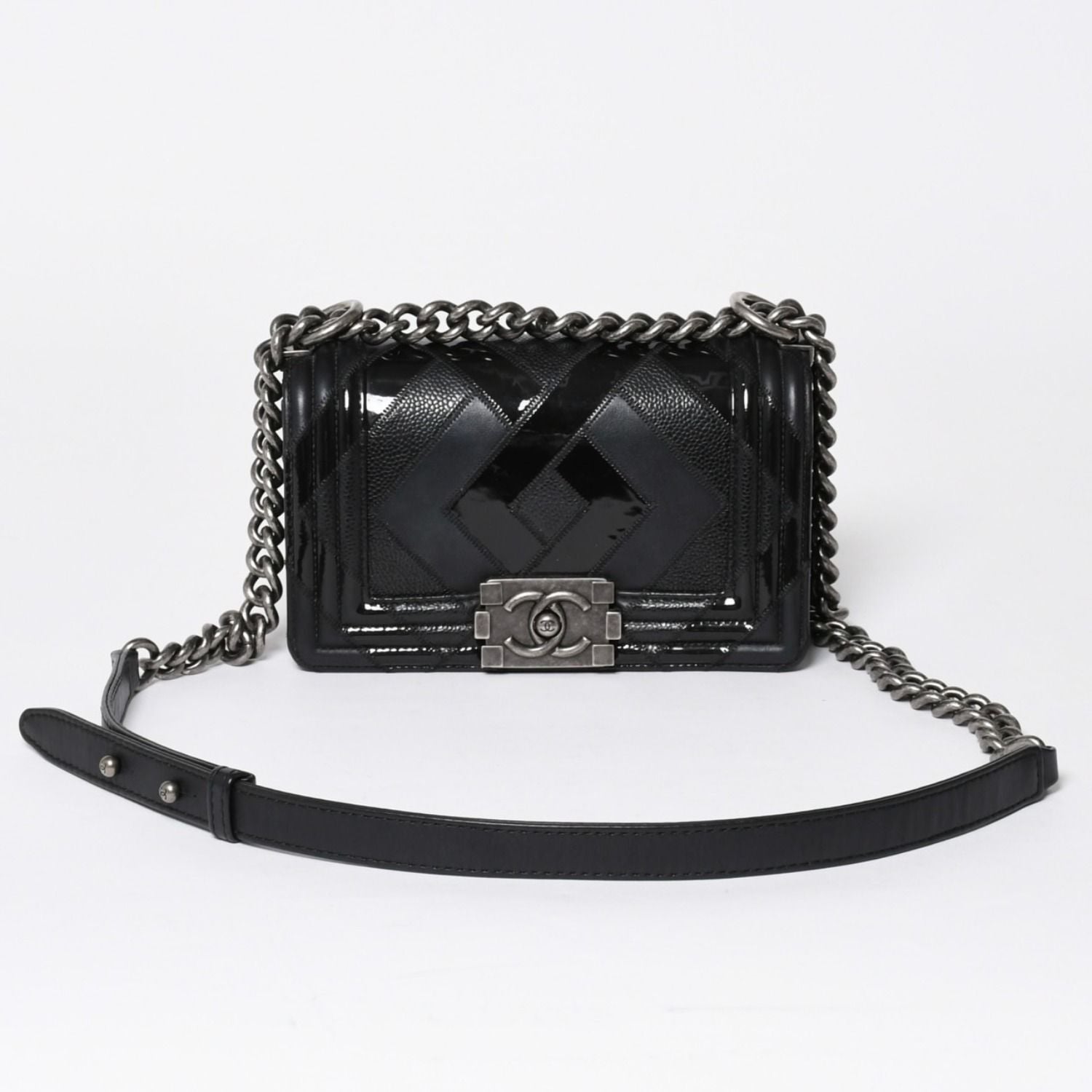 Chanel Boy Chain Shoulder Bag Black