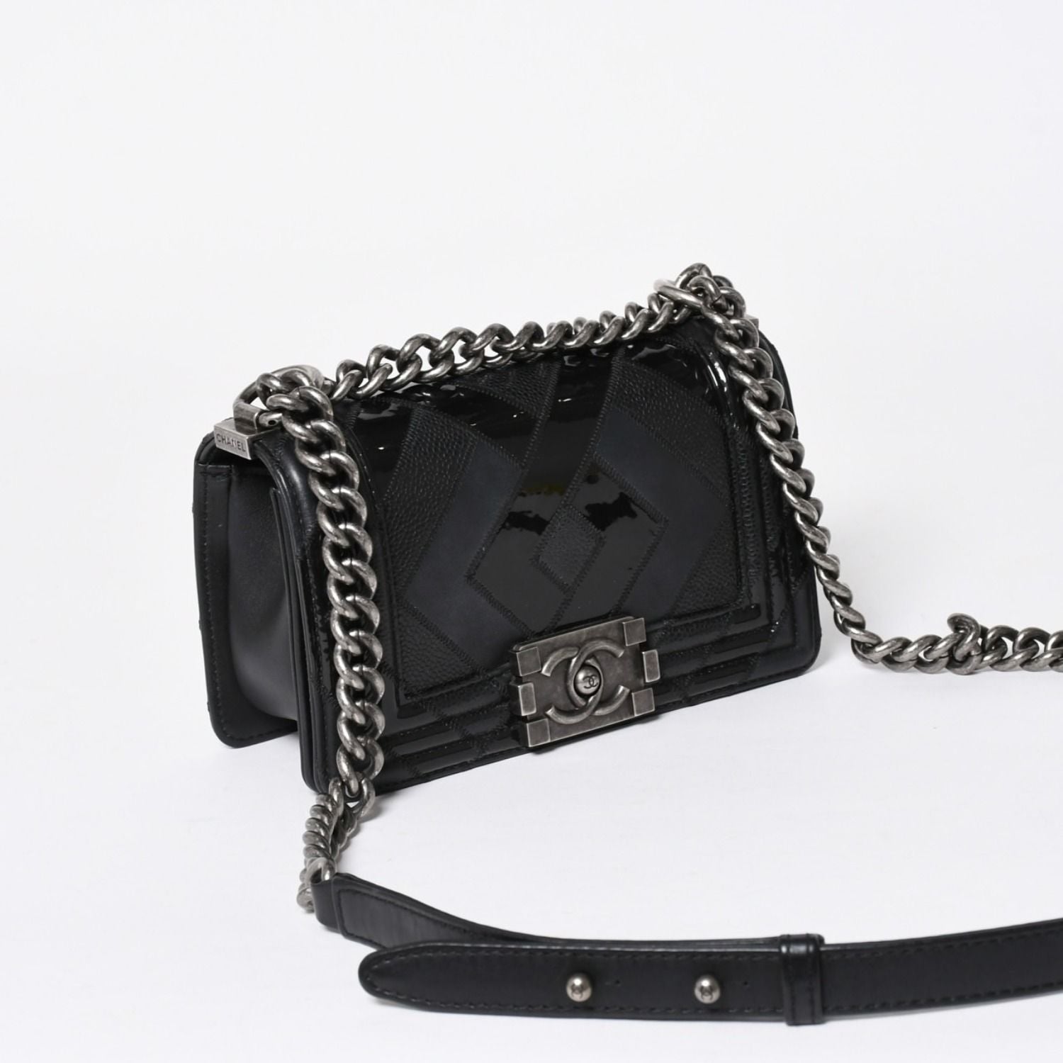Chanel Boy Chain Shoulder Bag Black — view 3