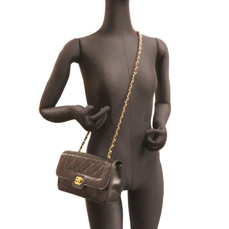 Chanel Shoulder Bag Black — view 8