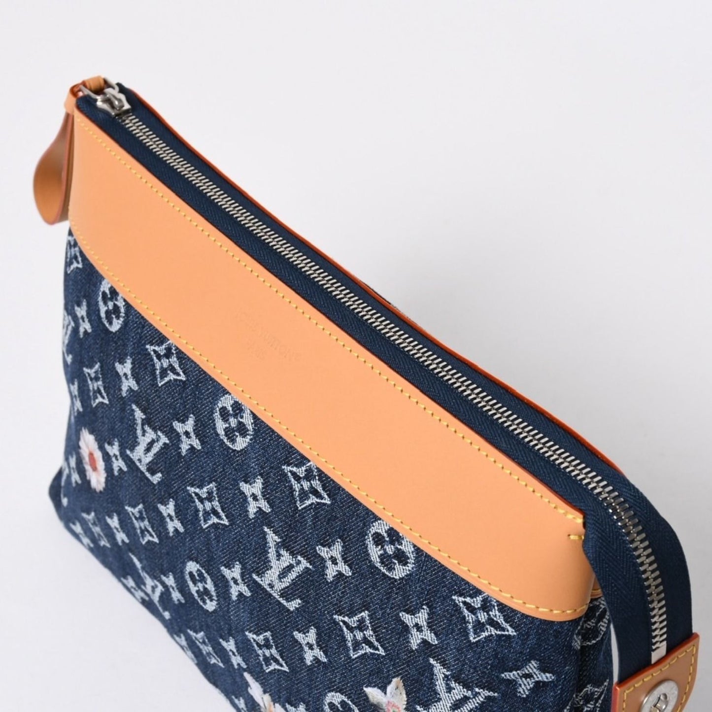 Louis Vuitton Handbag Clutch Pochette Voyage Monogram Denim — view 7