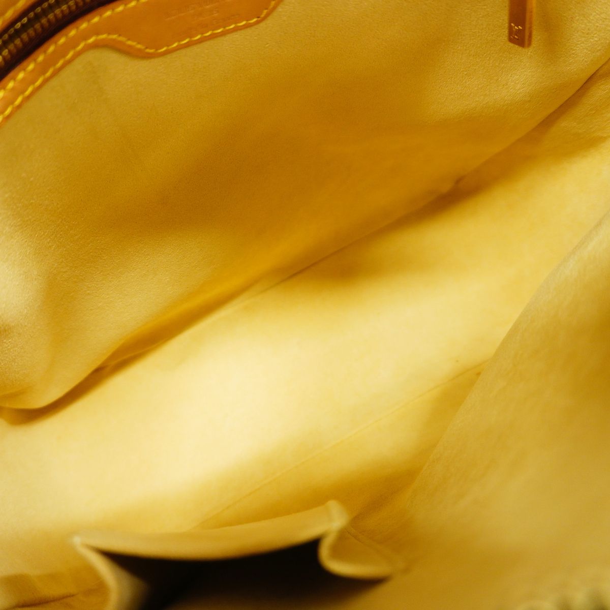 Louis Vuitton Shoulder Bag Monogram Looping GM Brown — view 4