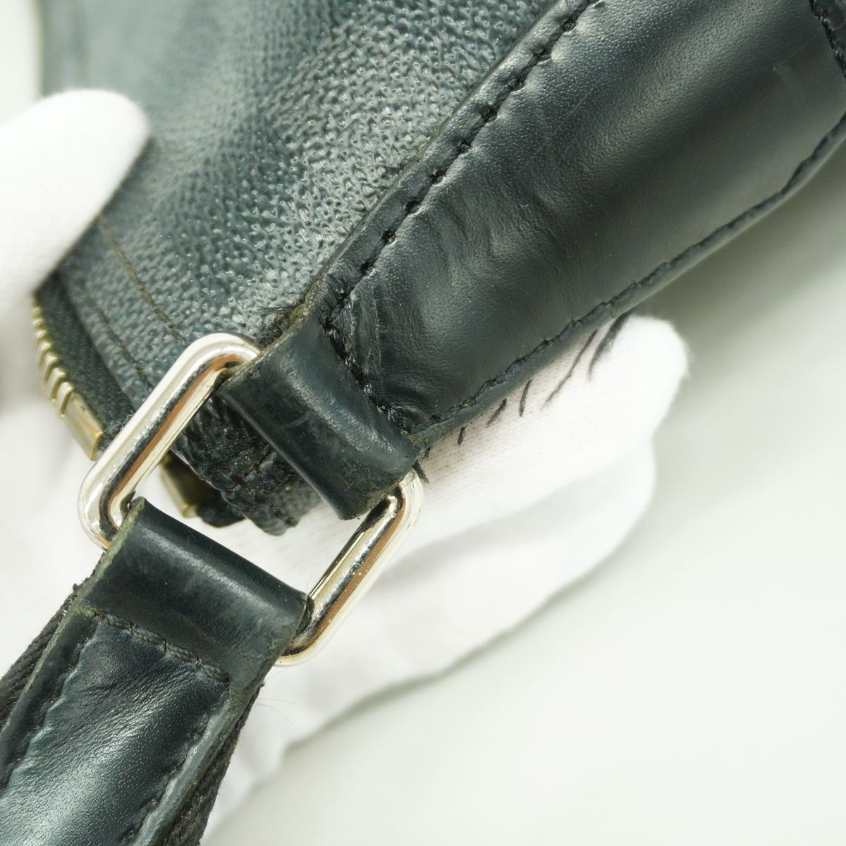 Louis Vuitton Shoulder Bag Damier Graphite Mick GM Black Gray — view 8