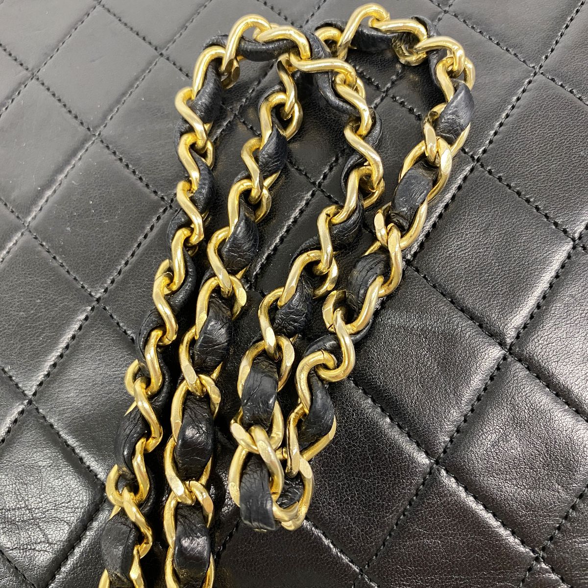 Chanel Shoulder Bag Quilted Lambskin Black Gold — view 6