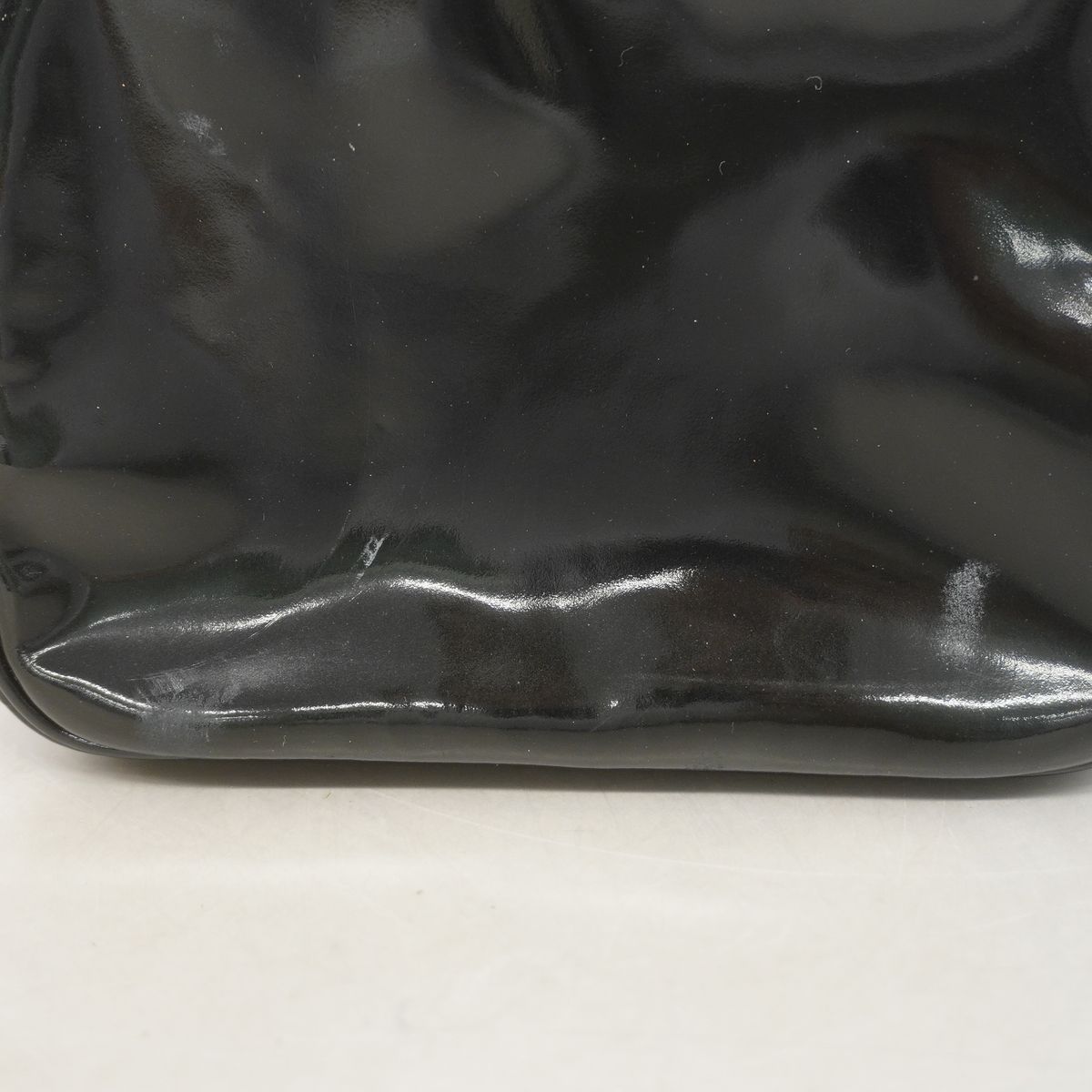 Chanel Vanity Bag Patent Leather Black Gold 2-Way Bag — view 6