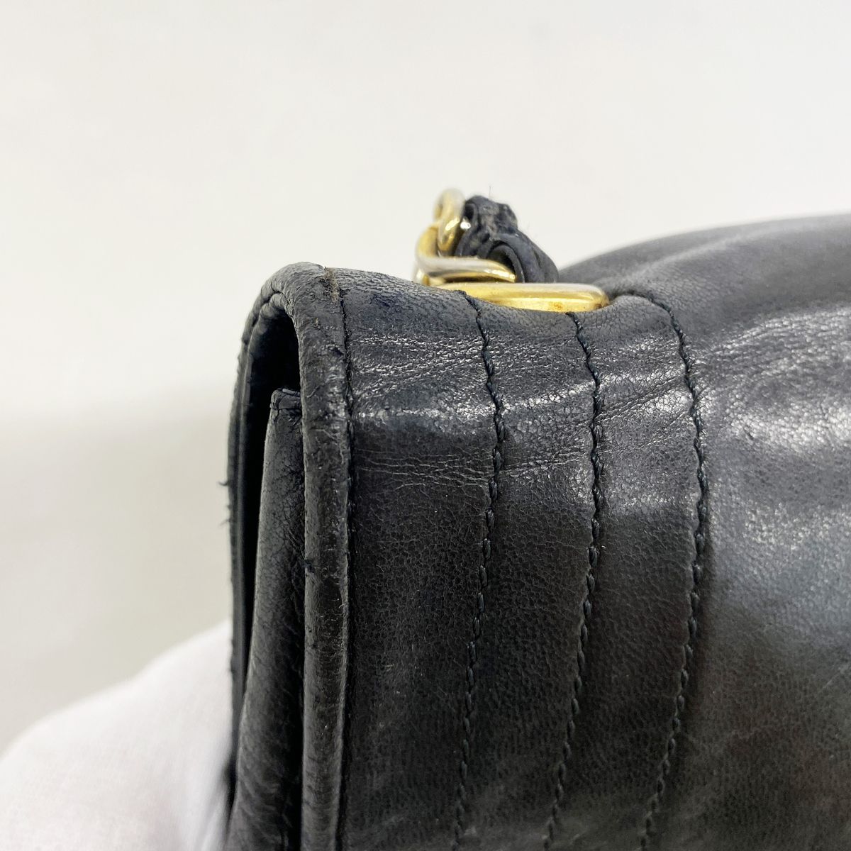 Chanel Shoulder Bag Lambskin Black Gold — view 6