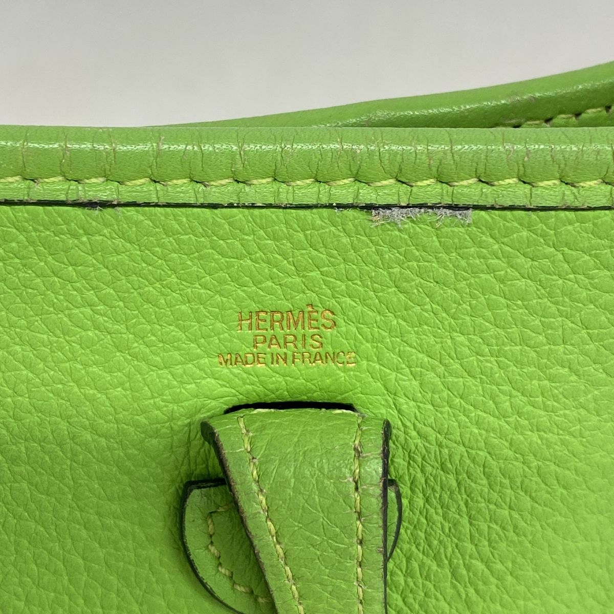 Hermes Shoulder Bag Evelyne TPM Taurillon Clemence Apple Green Gold — view 5