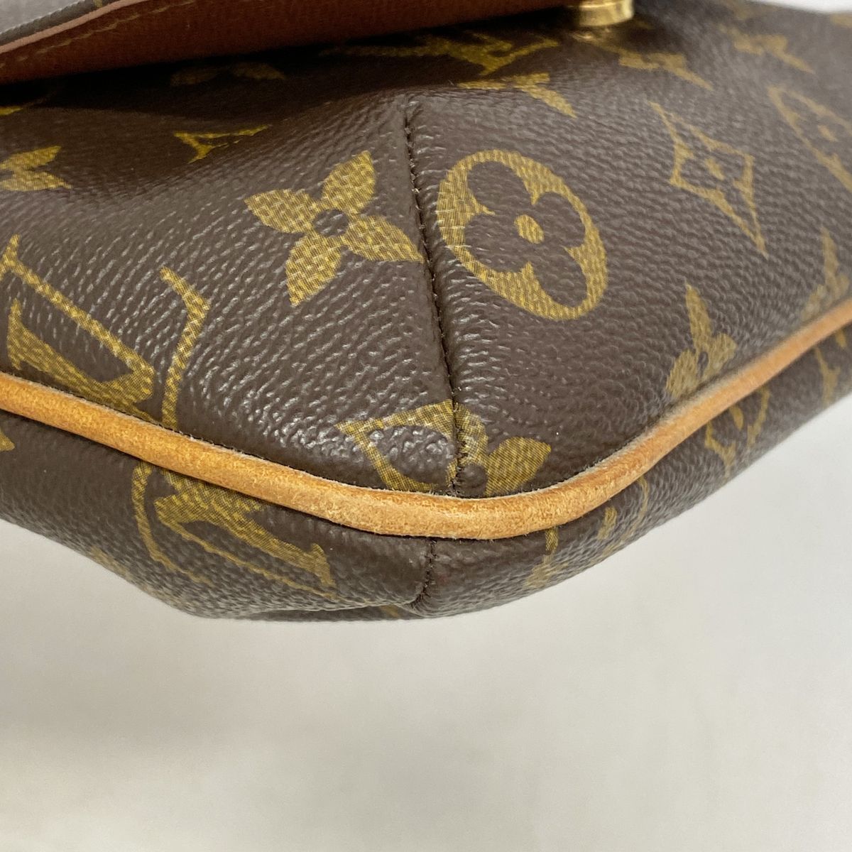 Louis Vuitton Shoulder Bag Monogram Musette Salsa Short Strap Brown — view 6