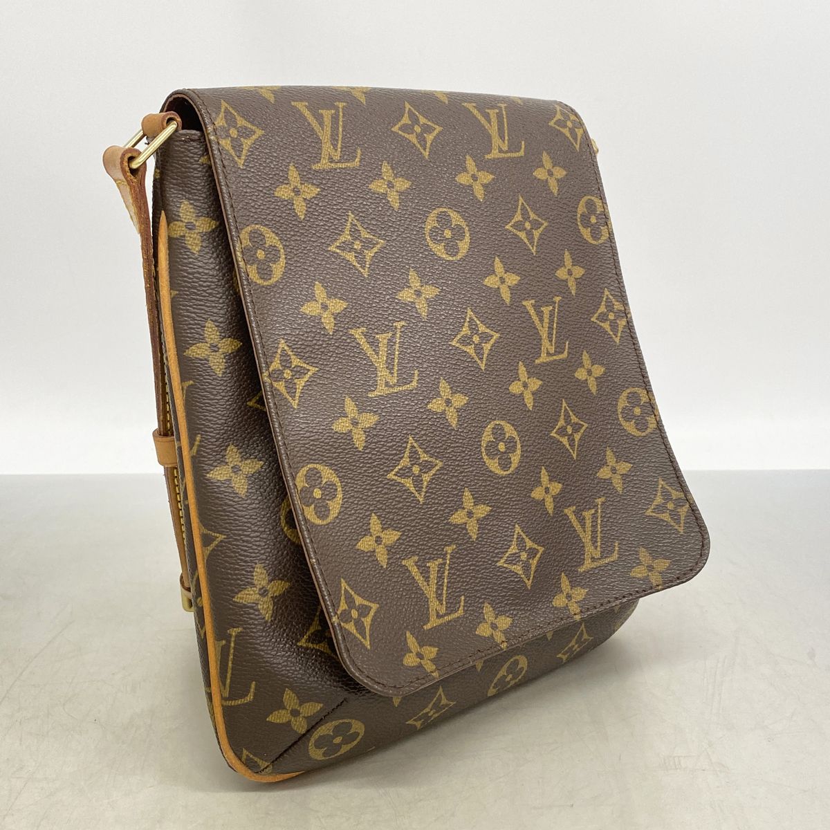 Louis Vuitton Shoulder Bag Monogram Musette Salsa Short Strap Brown — view 2