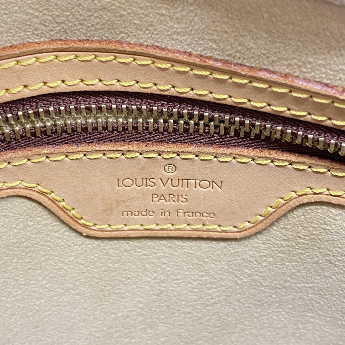 Louis Vuitton Shoulder Bag Monogram Looping MM Brown — view 5