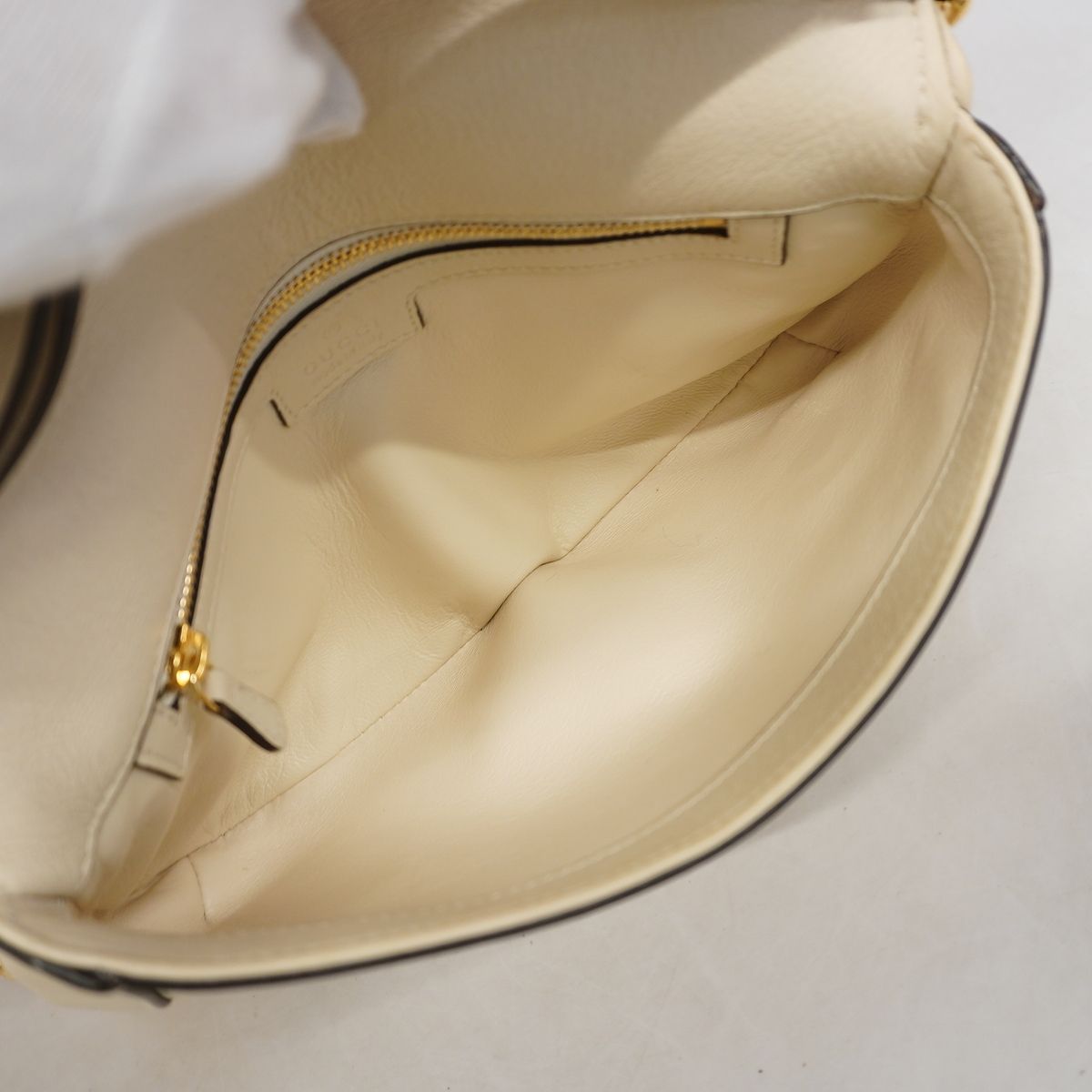 Gucci Shoulder Bag Blondie Leather Beige Gold — view 4