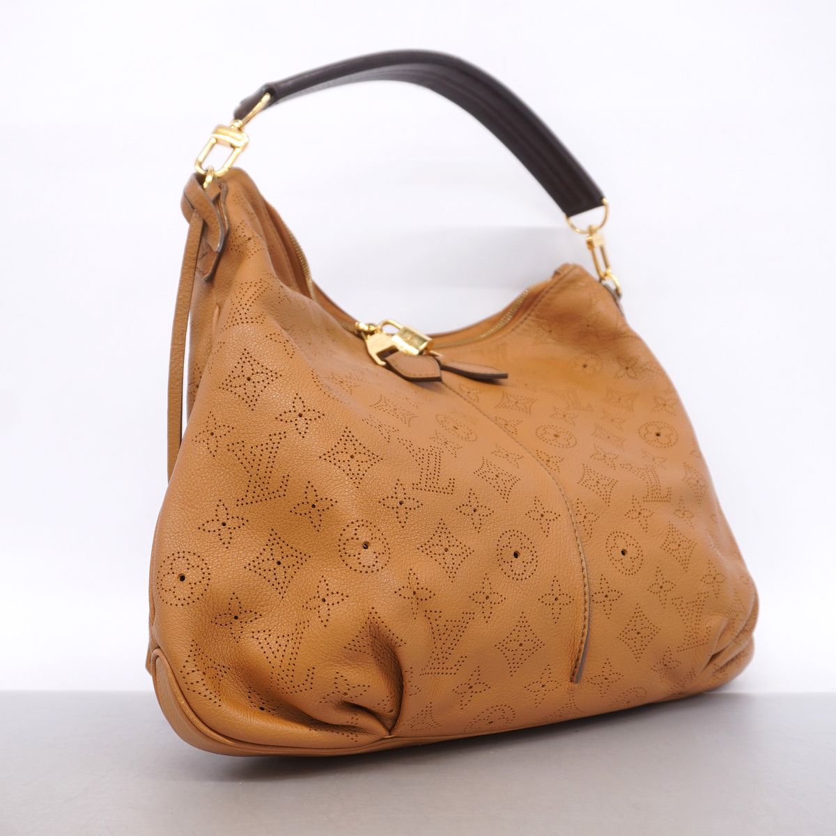 Louis Vuitton Handle Mahina Serene PM M Caramel Handbag — view 2