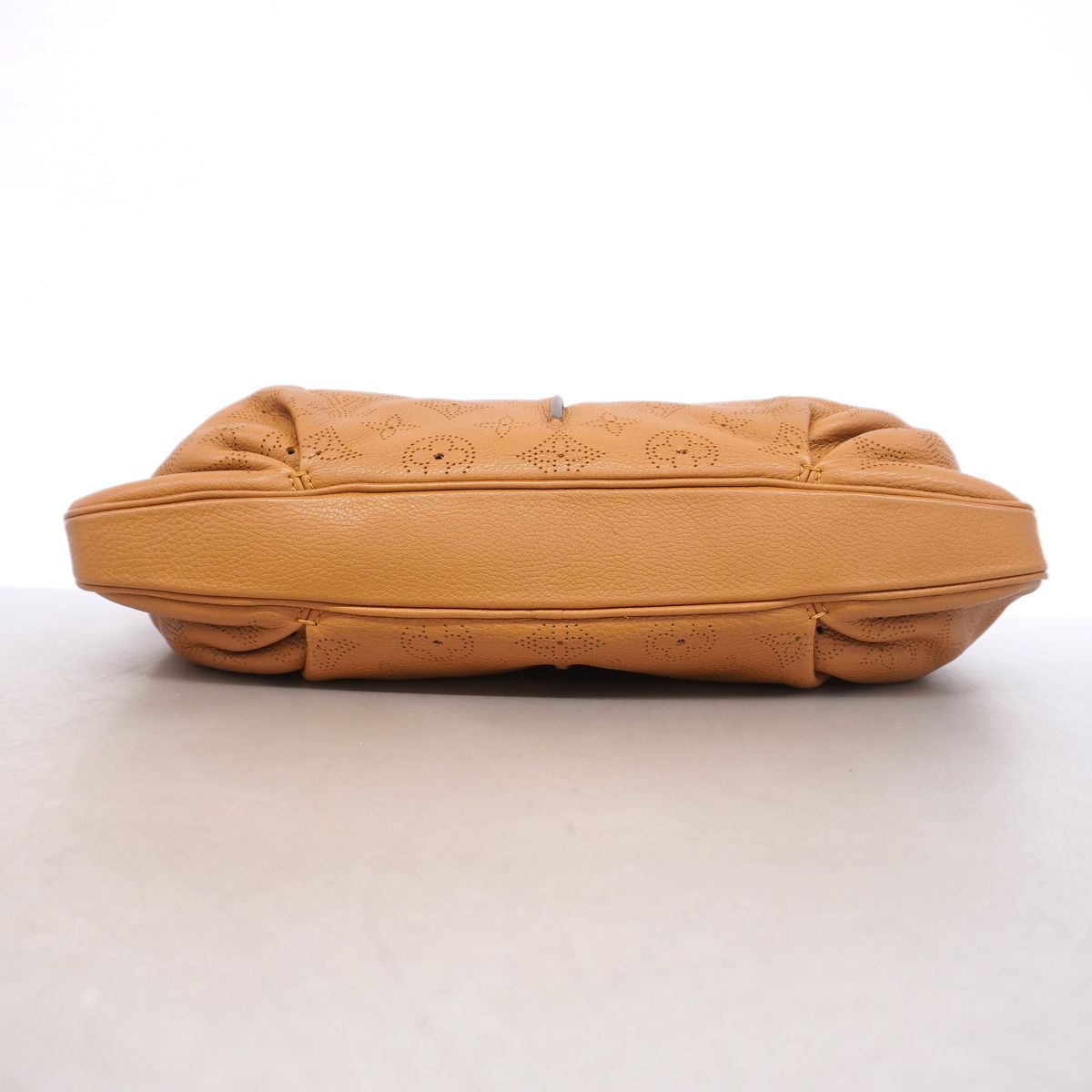 Louis Vuitton Handle Mahina Serene PM M Caramel Handbag — view 3