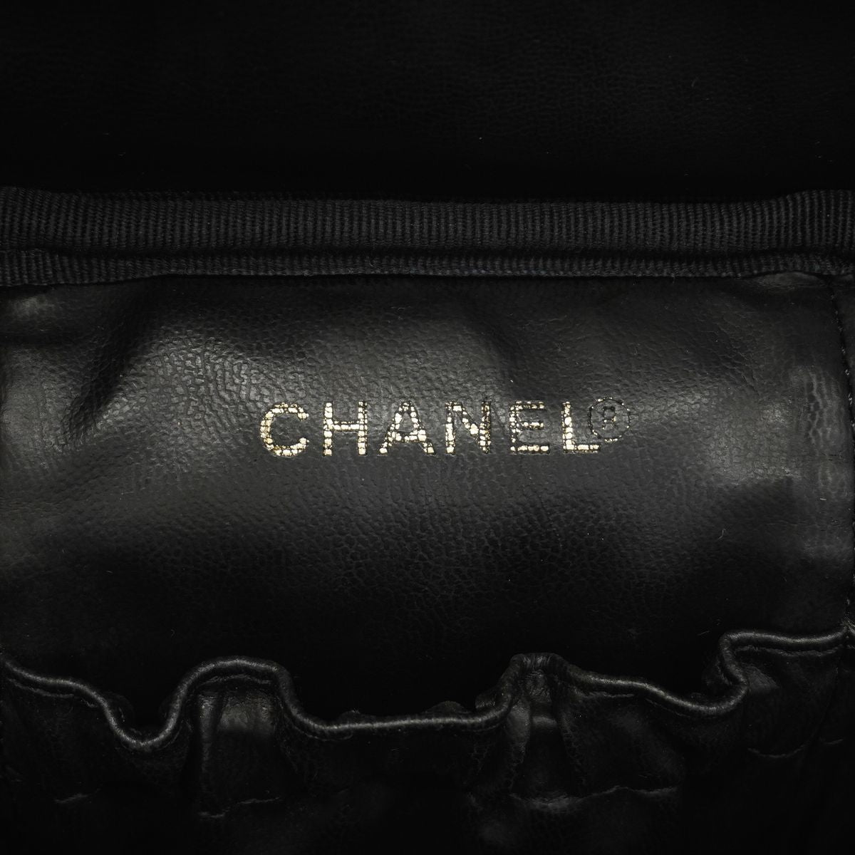 Chanel Vanity Bag Caviar Leather Black Gold — view 5