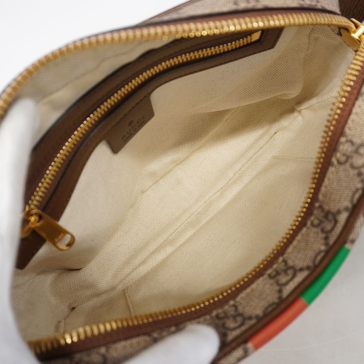 Gucci Shoulder Bag GG Supreme Brown Gold — view 4