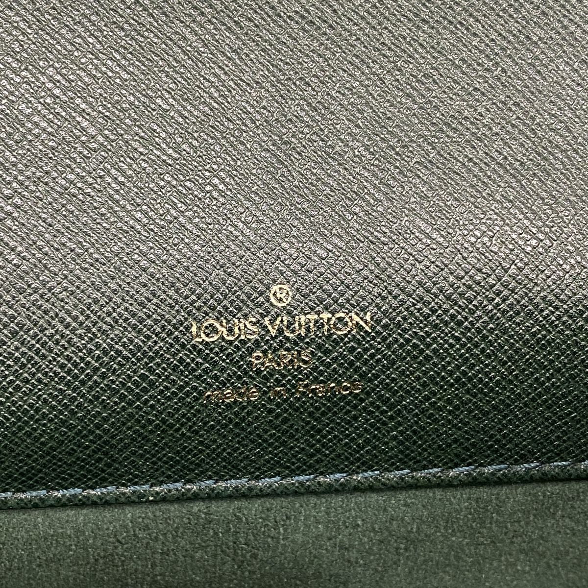 Louis Vuitton Business Bag Taiga Serviette Clad M Epi Seer — view 5