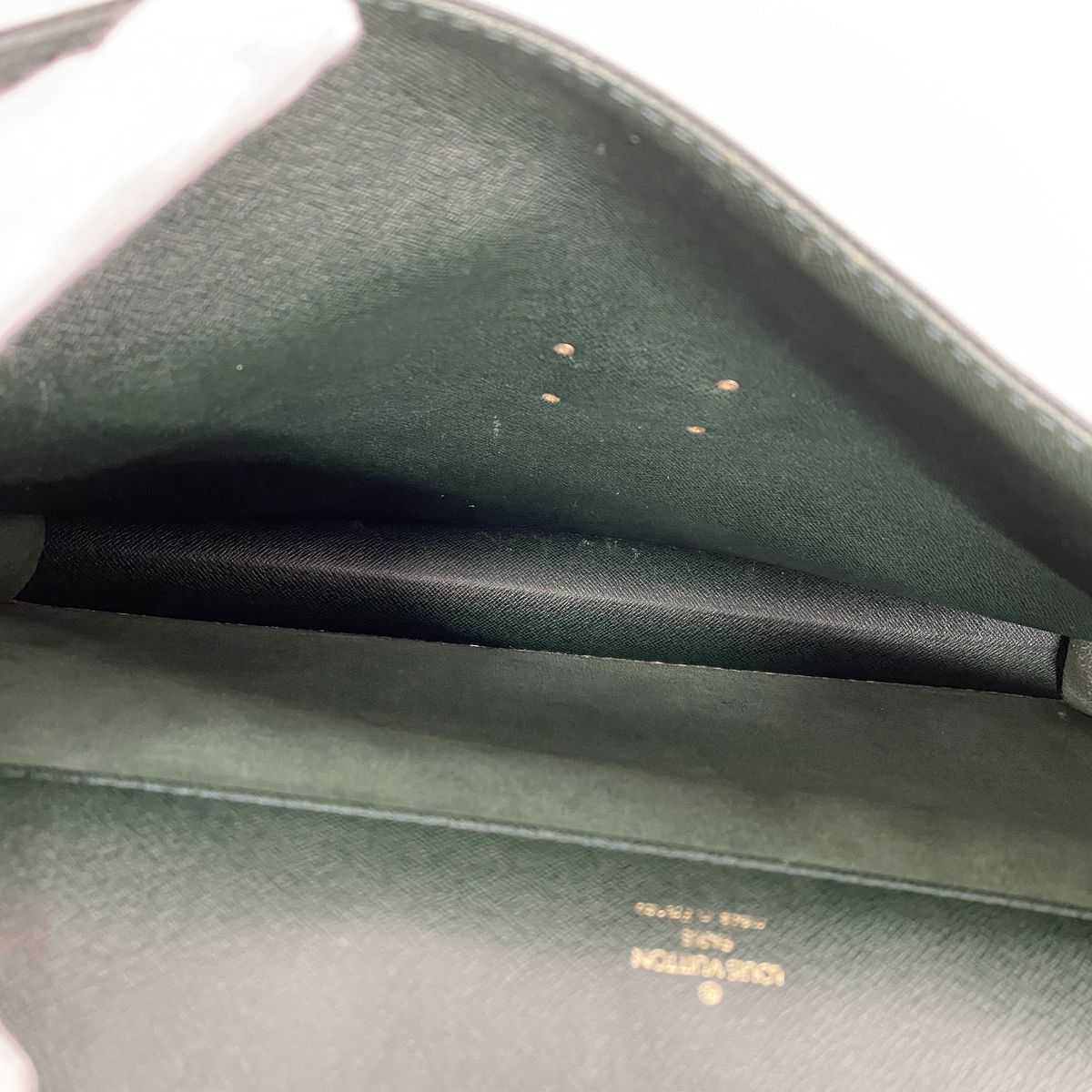 Louis Vuitton Business Bag Taiga Serviette Clad M Epi Seer — view 4