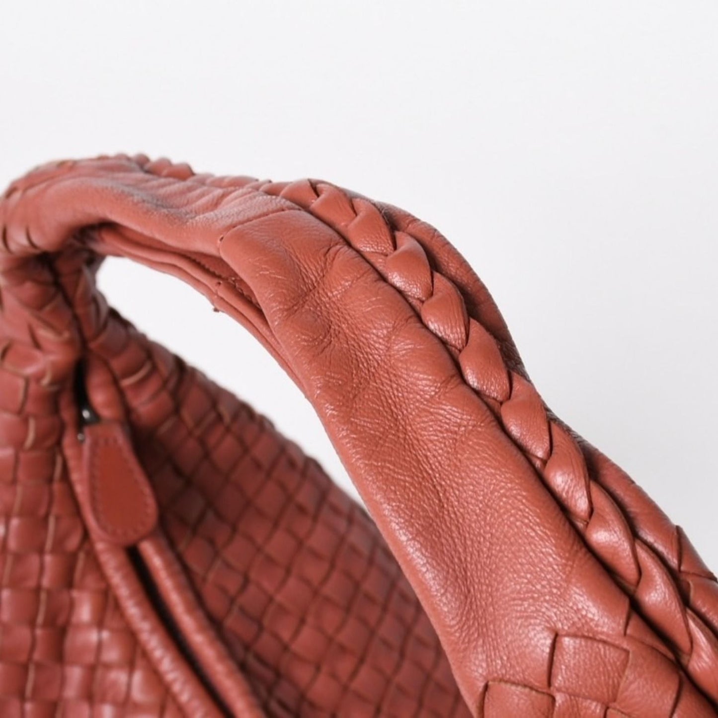 Bottega Veneta Intrecciato Hobo Shoulder Bag Pink Leather — view 5