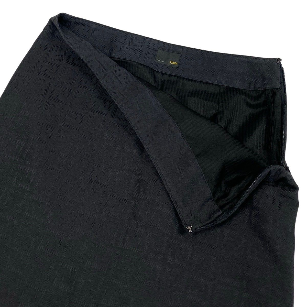 Fendi Ih 11 New in Zucca Pattern Tight Skirt Black 40 — view 6