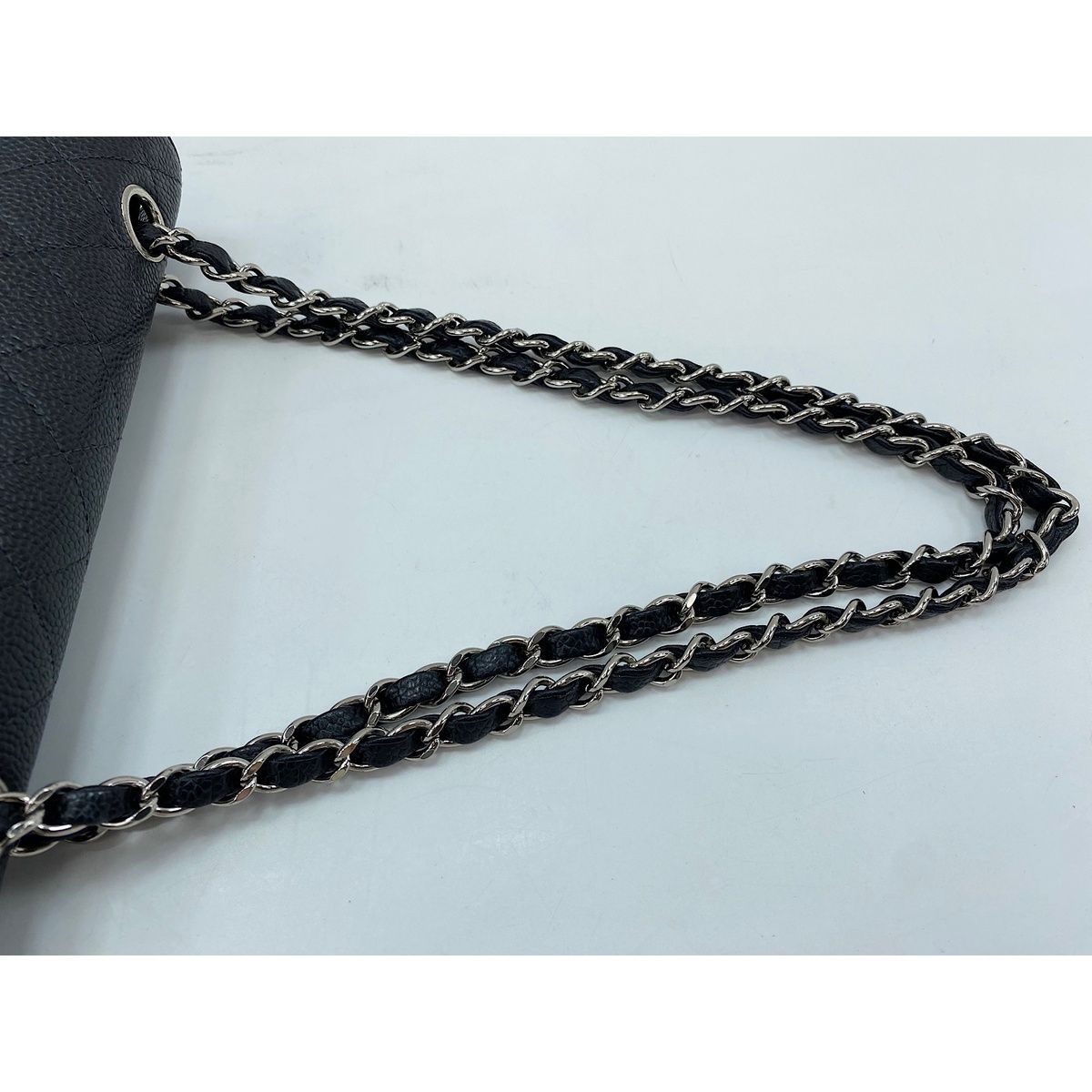 Chanel Shoulder Bag Quilted — view 8