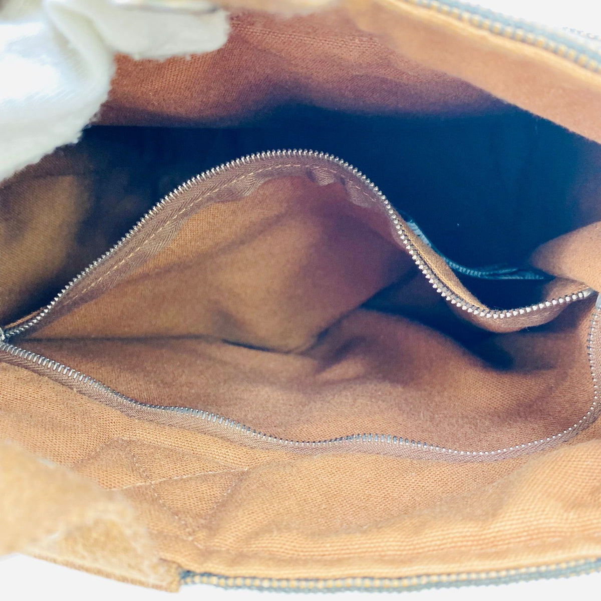 Hermes Saxophone PM Bucket Handbag — view 8