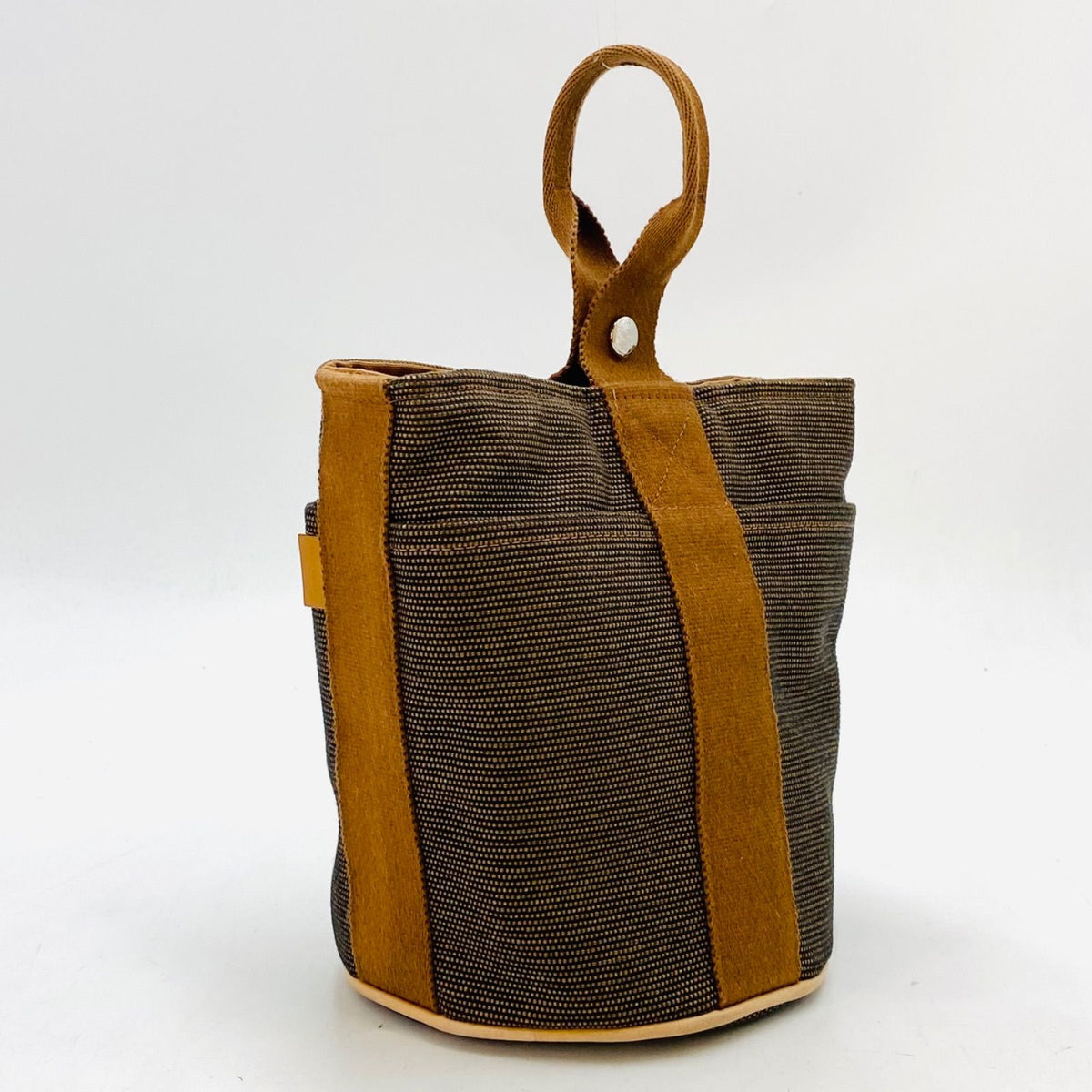 Hermes Saxophone PM Bucket Handbag — view 3