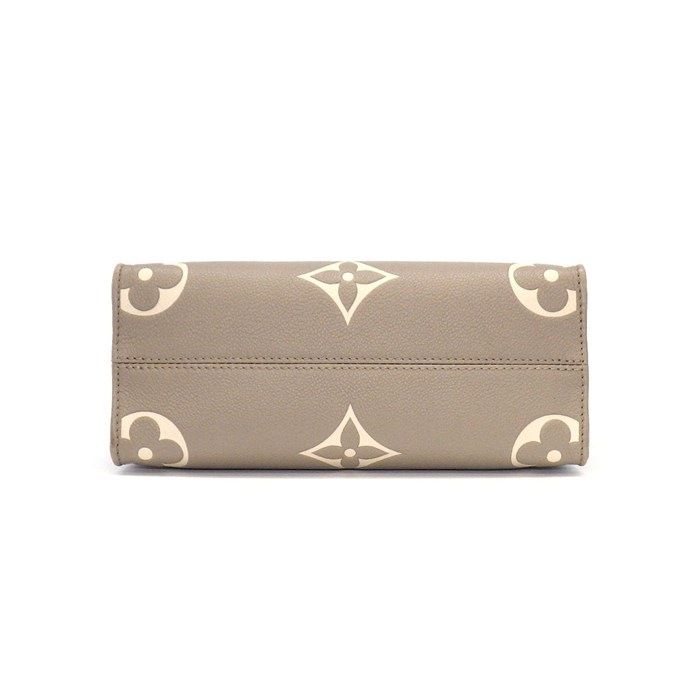Louis Vuitton Tote Bag On The Go PM Tourtorail Cream Bicolor Monogram Empreinte — view 4