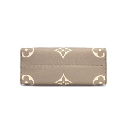 Louis Vuitton Tote Bag On The Go PM Tourtorail Cream Bicolor Monogram Empreinte — view 4