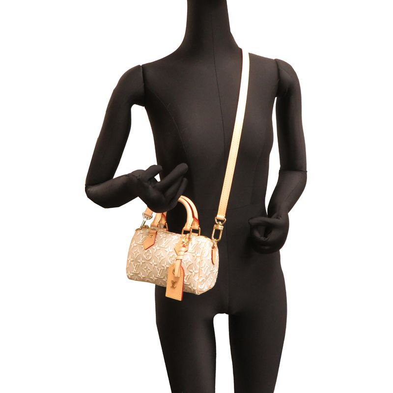 Louis Vuitton Shoulder Bag — view 8