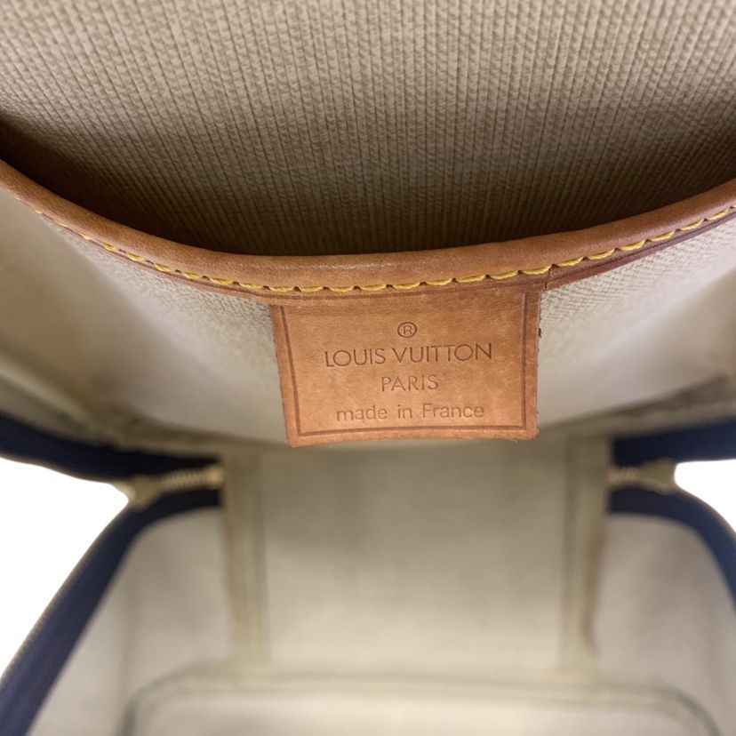 Louis Vuitton Handle Brown M Excursion Handbag — view 6