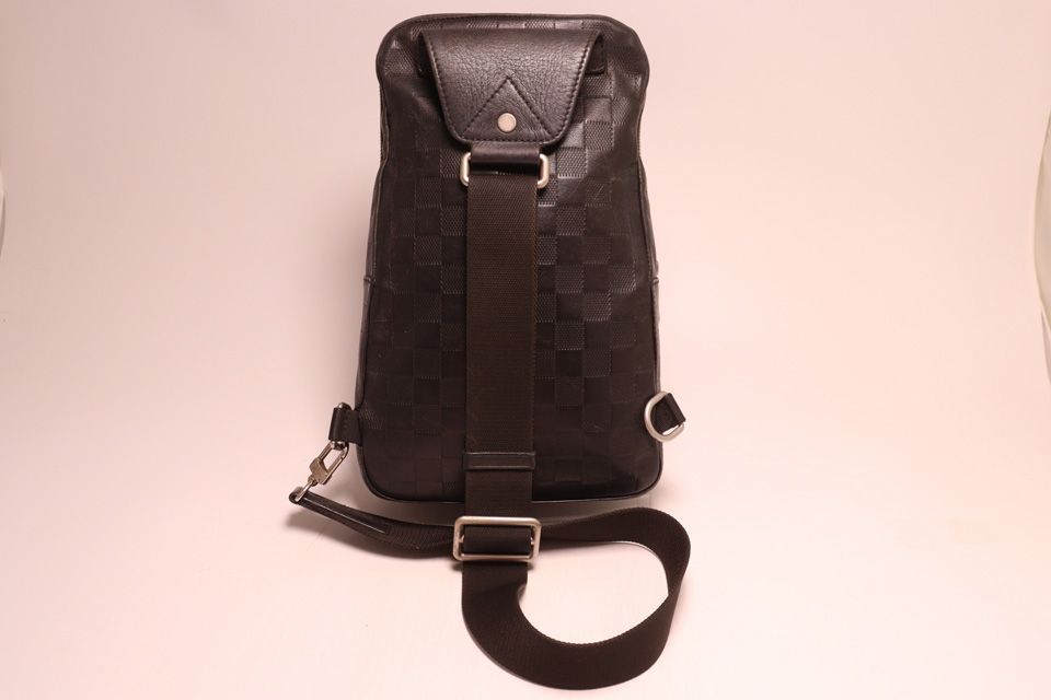 Louis Vuitton Damier Infini Avenue Sling Bag — view 2