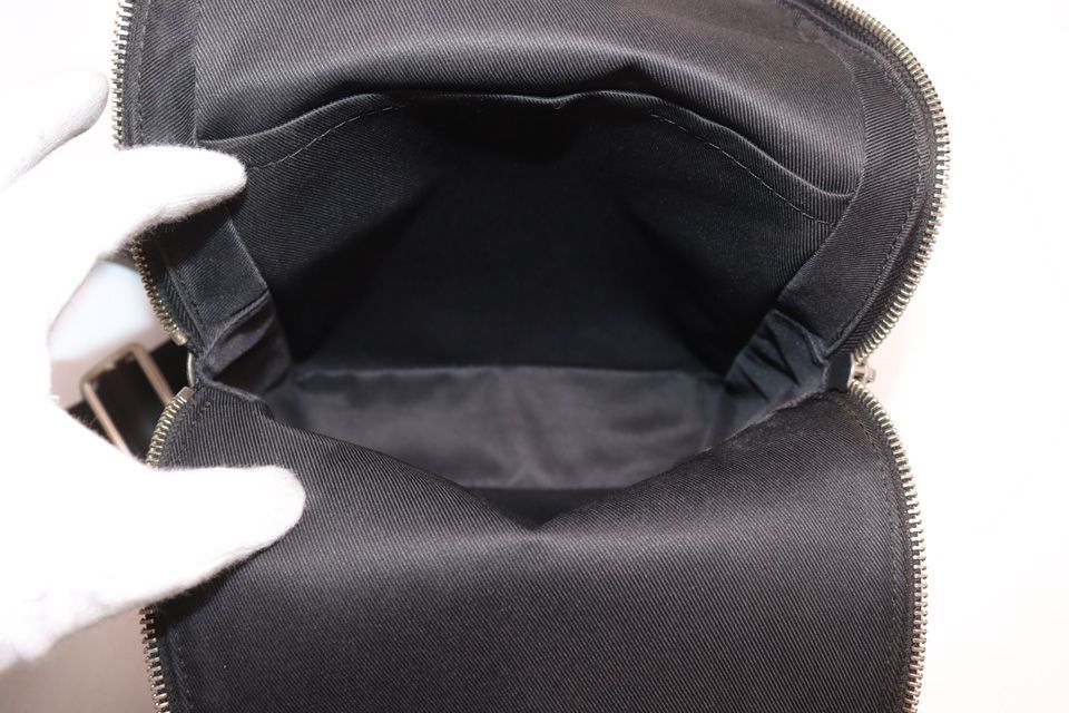 Louis Vuitton Damier Infini Avenue Sling Bag — view 7