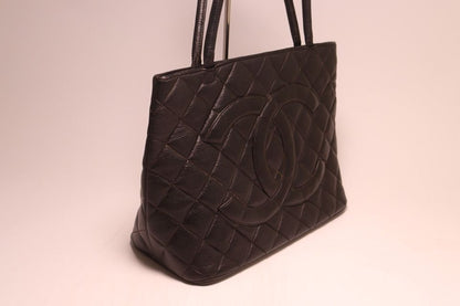 Chanel Reissue Tote Bag Caviar Leather — view 4