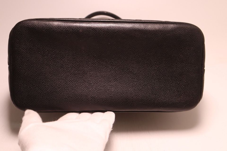 Chanel Reissue Tote Bag Caviar Leather — view 3
