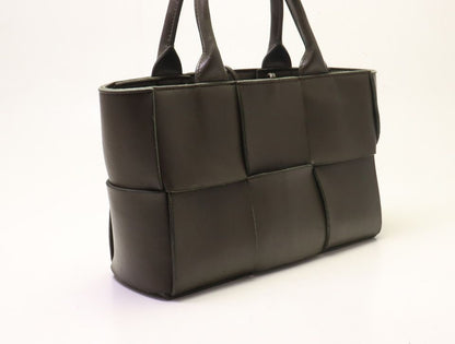 Bottega Veneta Arco Maxi Intrecciato Leather Tote Bag — view 4