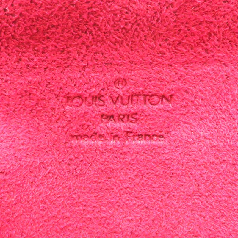 Louis Vuitton Shoulder Bag — view 7